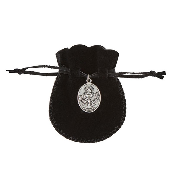 Black velveteen First Communion string pouch for Rosaries or treats 8 units set - Picture 2 of 3